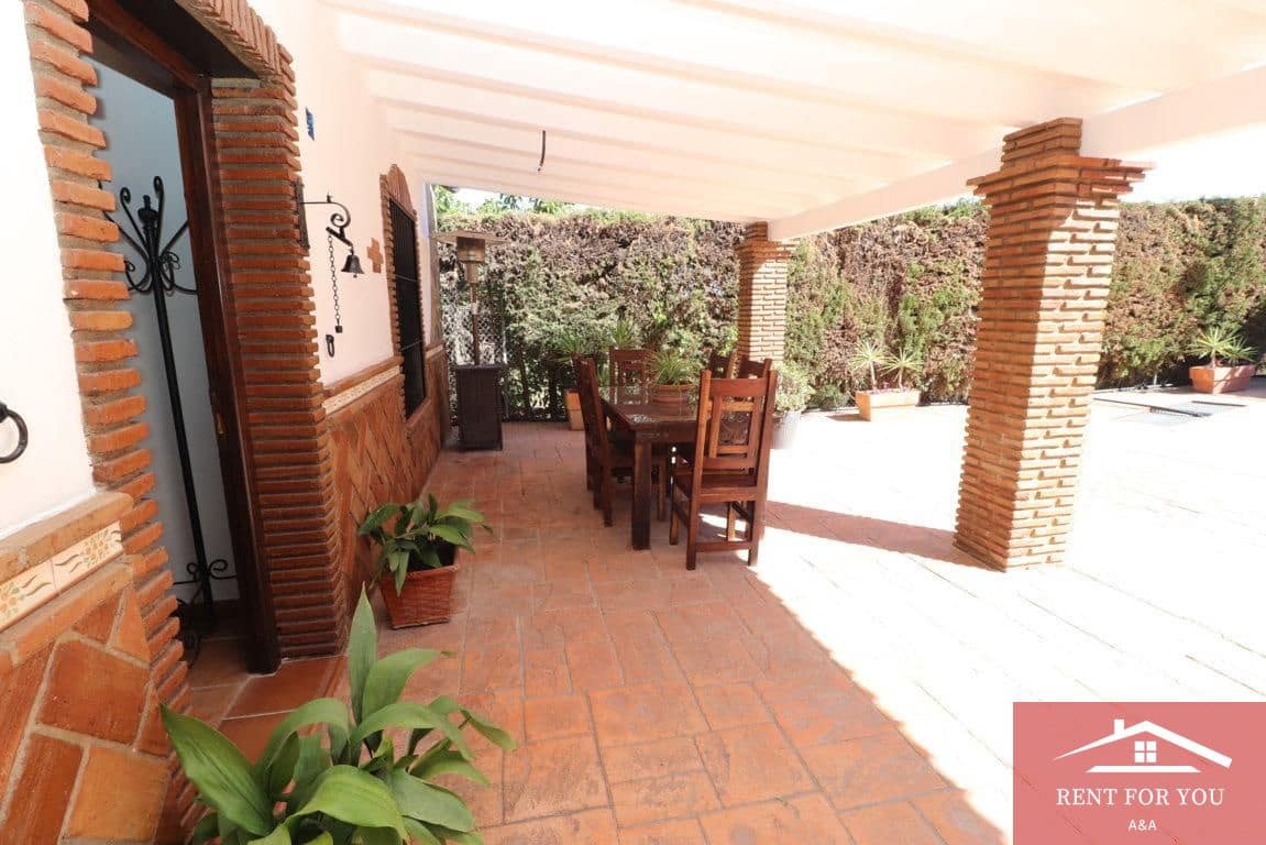 3 bedroom Villa for rent in Alhaurin el Grande with pool garage - € 1,800 (Ref: 10106549)
