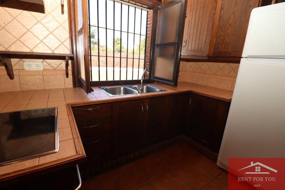 3 bedroom Villa for rent in Alhaurin el Grande with pool garage - € 1,800 (Ref: 10106549)