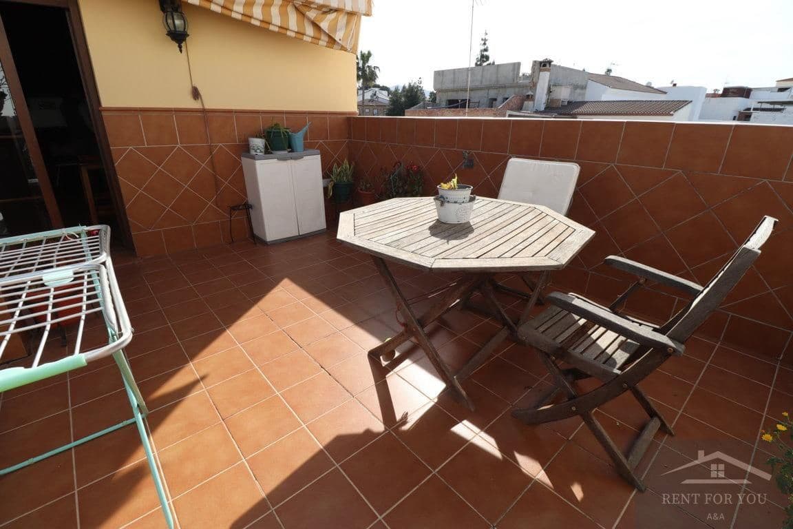 2 bedroom Flat for rent in Alhaurin el Grande - € 800 (Ref: 10132974)