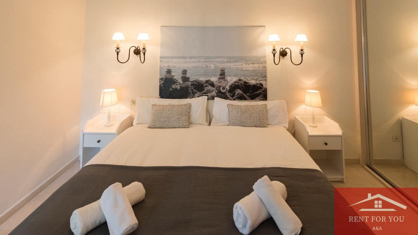 3 quarto Apartamento para arrendar em Marbella com piscina garagem - 1 800 € (Ref: 10135541)