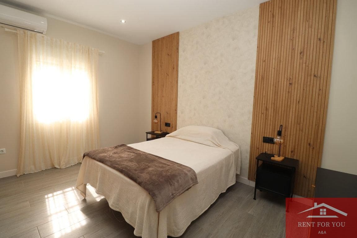 3 quarto Moradia para arrendar em Alhaurin el Grande com piscina garagem - 2 300 € (Ref: 10167928)