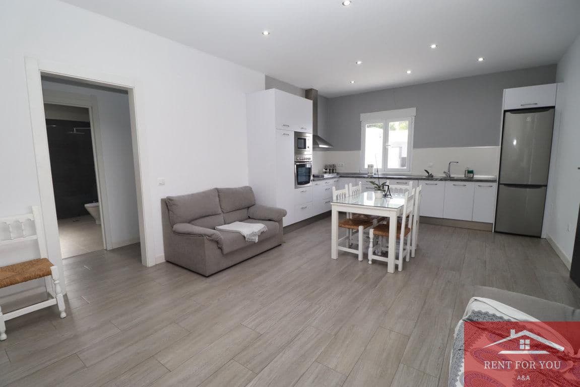 3 quarto Moradia para arrendar em Alhaurin el Grande com piscina garagem - 2 300 € (Ref: 10167928)