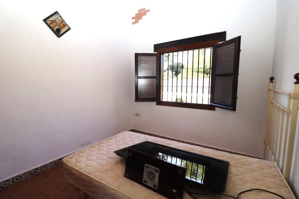 Chalet de 3 habitaciones en Alhaurín el Grande en alquiler con piscina garaje - 1.600 € (Ref: 10170446)
