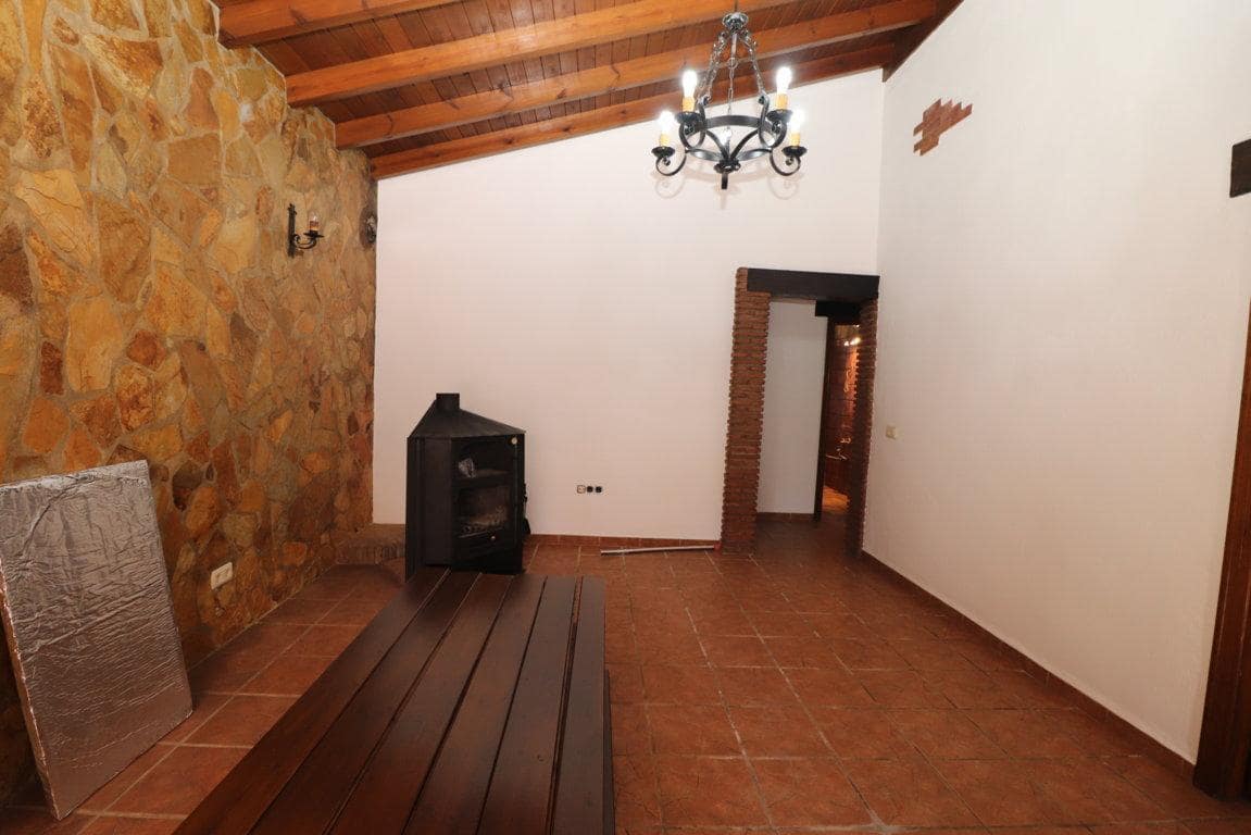 Chalet de 3 habitaciones en Alhaurín el Grande en alquiler con piscina garaje - 1.600 € (Ref: 10170446)