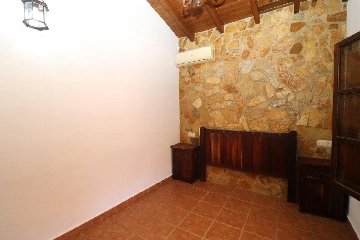 Chalet de 3 habitaciones en Alhaurín el Grande en alquiler con piscina garaje - 1.600 € (Ref: 10170446)