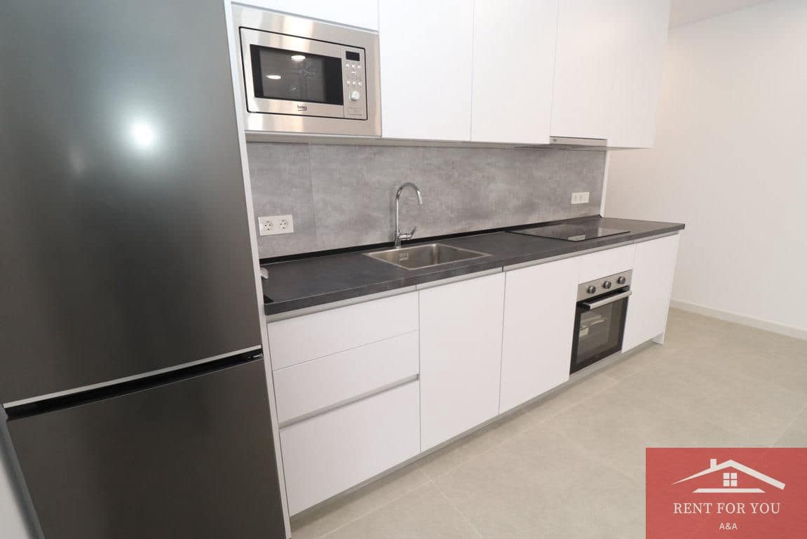 Piso de 2 habitaciones en Alhaurín el Grande en alquiler con garaje - 1.000 € (Ref: 10181662)
