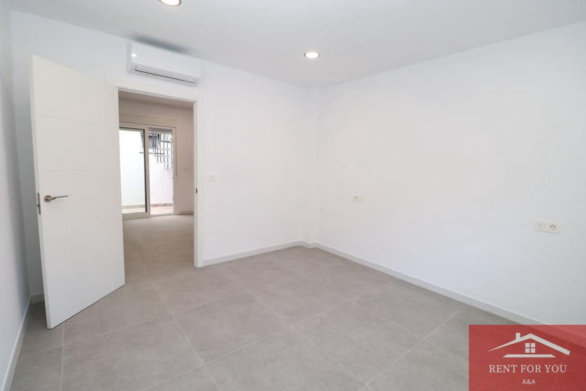 Piso de 2 habitaciones en Alhaurín el Grande en alquiler con garaje - 1.000 € (Ref: 10181662)