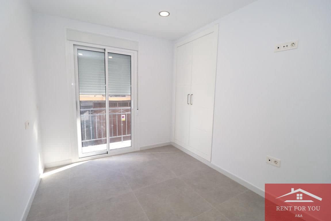 Piso de 2 habitaciones en Alhaurín el Grande en alquiler con garaje - 1.000 € (Ref: 10181662)