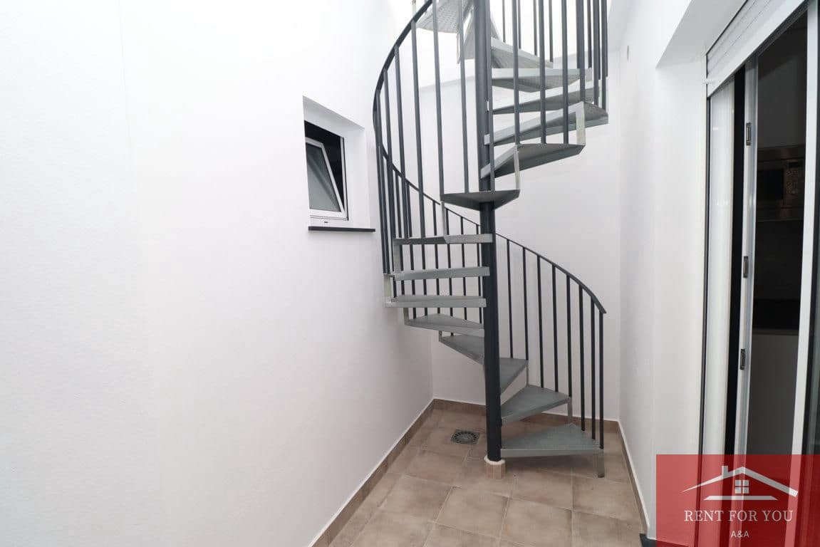 Piso de 2 habitaciones en Alhaurín el Grande en alquiler con garaje - 1.000 € (Ref: 10181662)