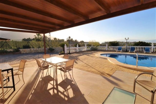 4 soverom Villa til leie i Alhaurín de la Torre med svømmebasseng - € 2 000 (Ref: 5853503)