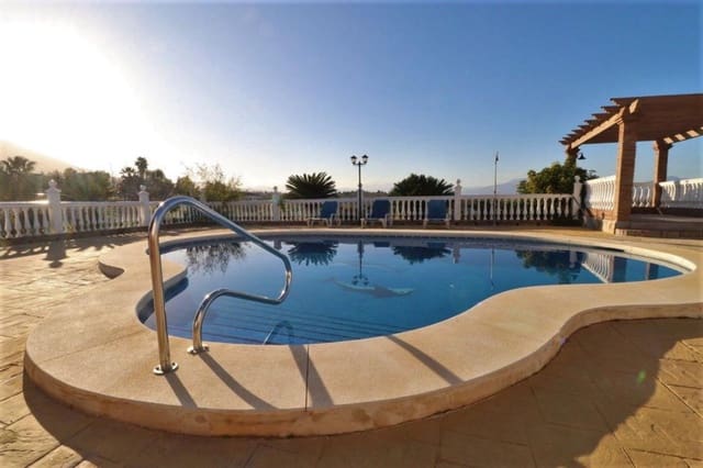 4 soverom Villa til leie i Alhaurín de la Torre med svømmebasseng - € 2 000 (Ref: 5853503)