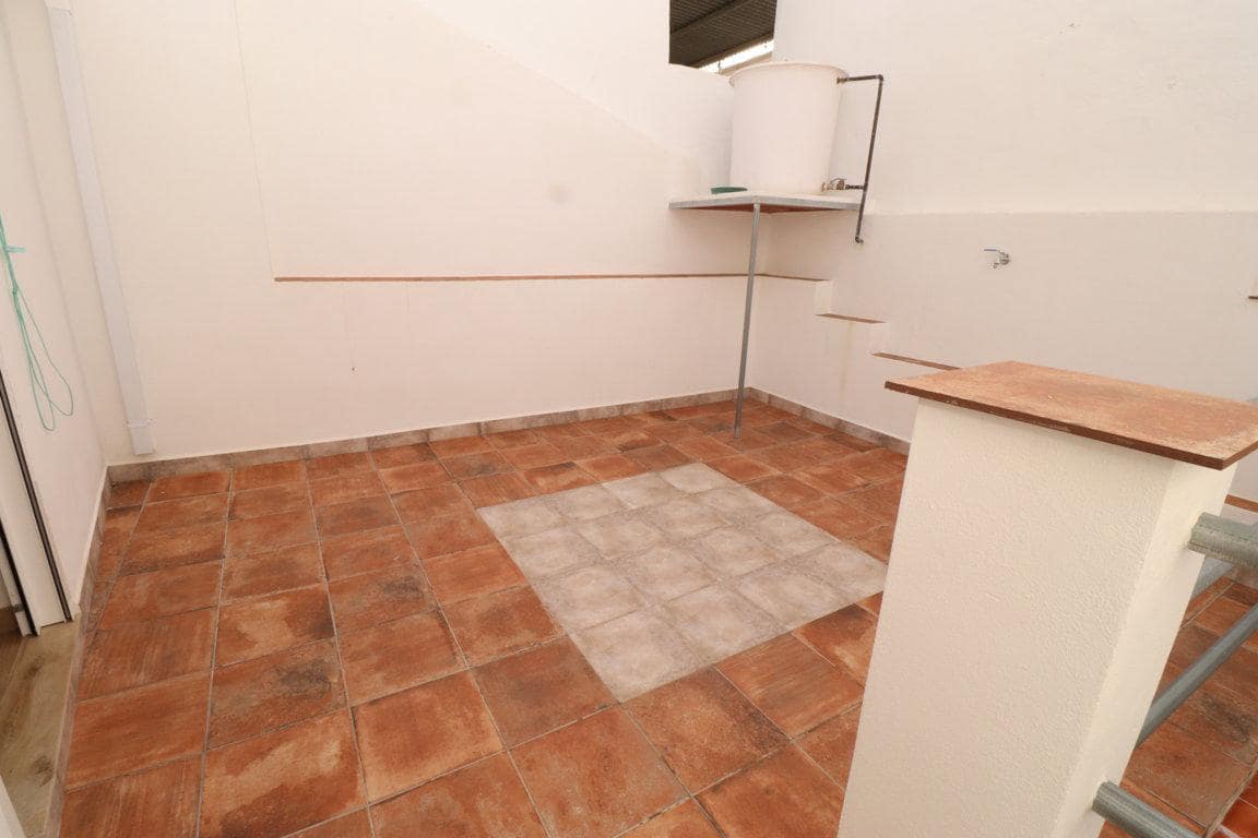 Chalet de 2 habitaciones en Alhaurín el Grande en alquiler - 750 € (Ref: 5938703)