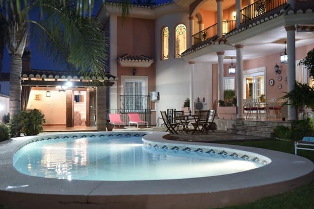 4 soveværelse Villa til leje i Alhaurín el Grande med swimmingpool garage - € 3.200 (Ref: 5951476)
