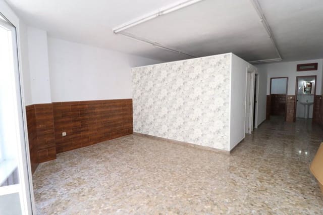4 makuuhuone Yritys vuokrattavana paikassa Alhaurín el Grande - 450 € (Ref: 6133743)