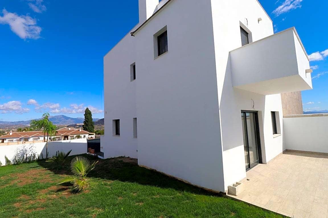 3 slaapkamer Villa te huur in Alhaurin el Grande met zwembad - € 1.650 (Ref: 6137230)