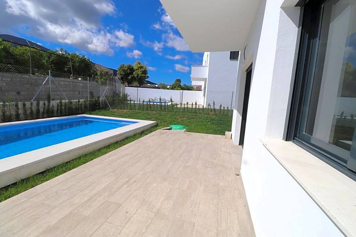 3 slaapkamer Villa te huur in Alhaurin el Grande met zwembad - € 1.650 (Ref: 6137230)