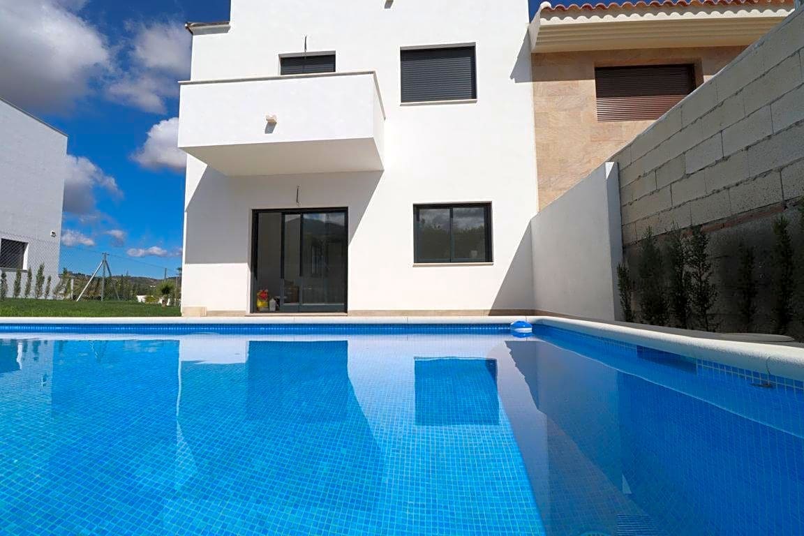 3 slaapkamer Villa te huur in Alhaurin el Grande met zwembad - € 1.650 (Ref: 6137230)