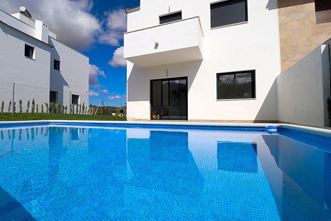 3 slaapkamer Villa te huur in Alhaurin el Grande met zwembad - € 1.650 (Ref: 6137230)