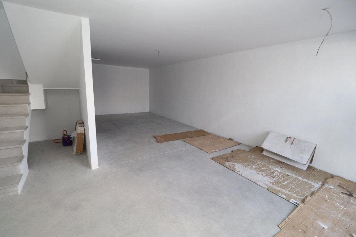 Villa/Maison de 3 chambres à louer à Alhaurin el Grande avec piscine garage - 1 700 € (Ref: 6137230)