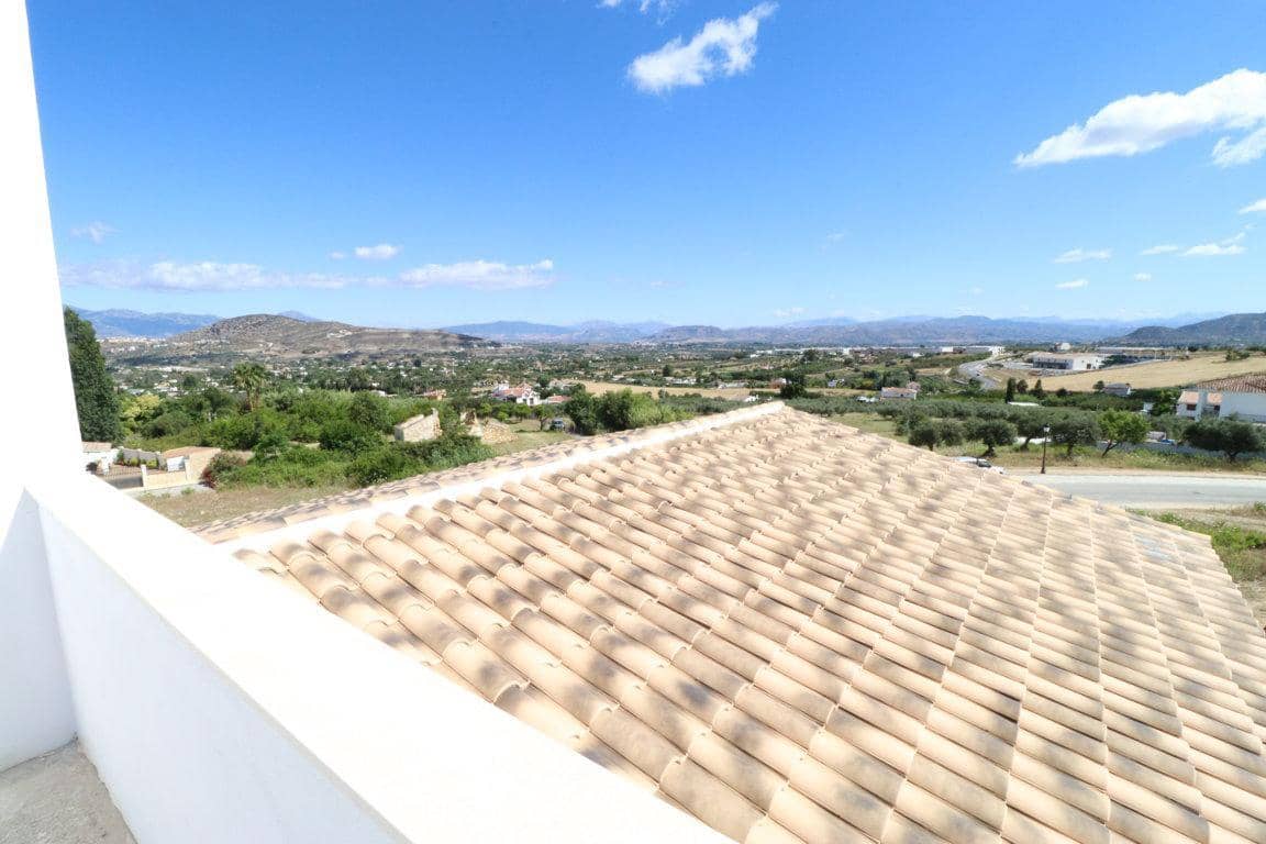 Villa/Maison de 3 chambres à louer à Alhaurin el Grande avec piscine garage - 1 700 € (Ref: 6137230)