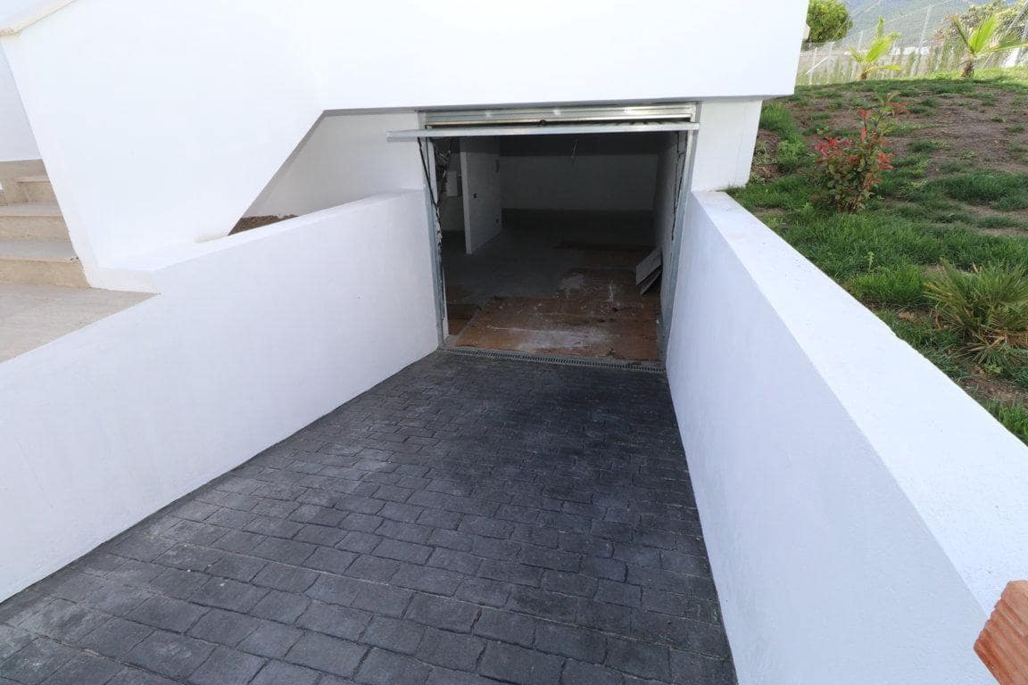 Villa/Maison de 3 chambres à louer à Alhaurin el Grande avec piscine garage - 1 700 € (Ref: 6137230)