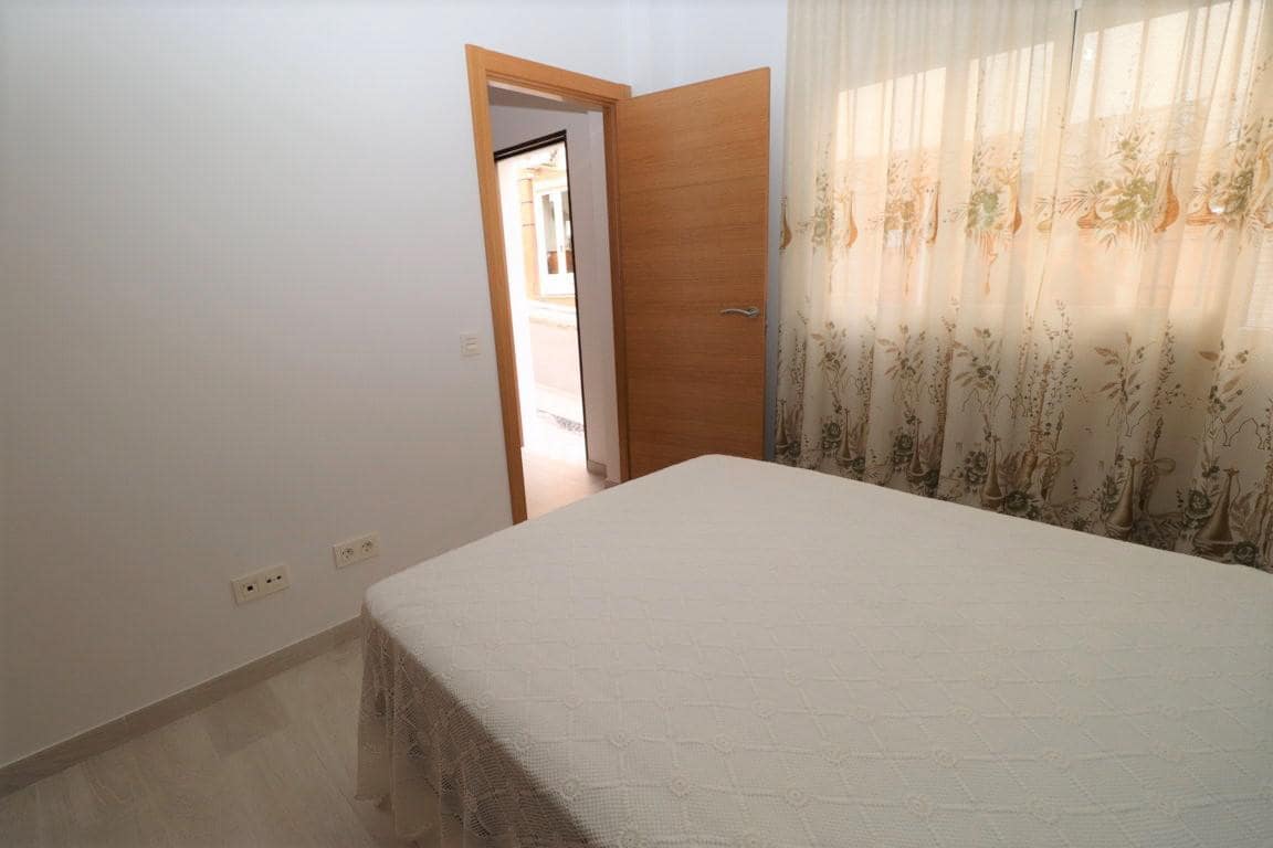 1 soverom Leilighet til leie i Coin - € 700 (Ref: 6137231)