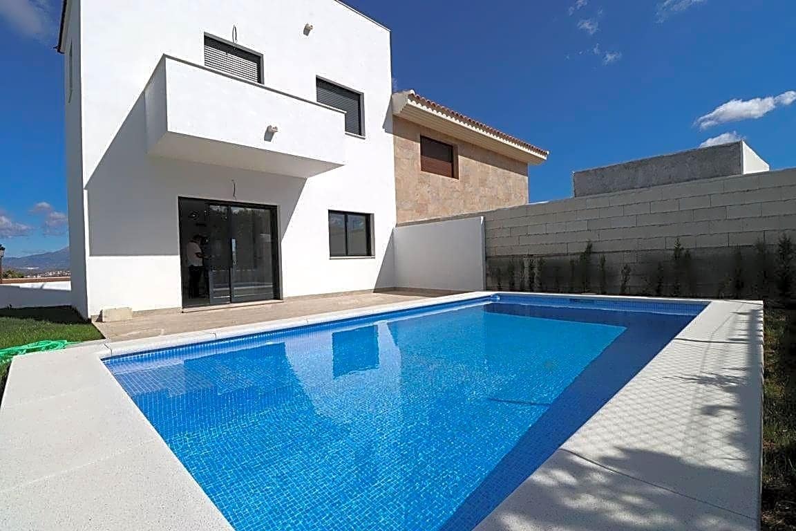 3 soveværelse Villa til leje i Alhaurin el Grande med swimmingpool - € 1.700 (Ref: 6144883)