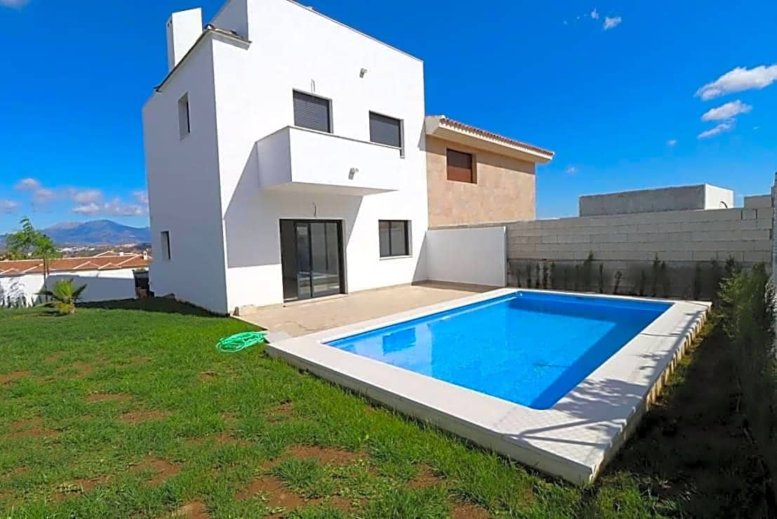 3 soveværelse Villa til leje i Alhaurin el Grande med swimmingpool - € 1.700 (Ref: 6144883)