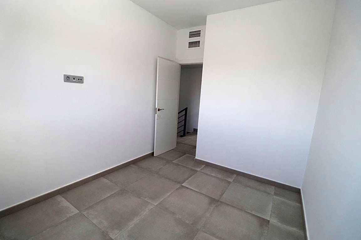 3 soveværelse Villa til leje i Alhaurin el Grande med swimmingpool - € 1.700 (Ref: 6144883)