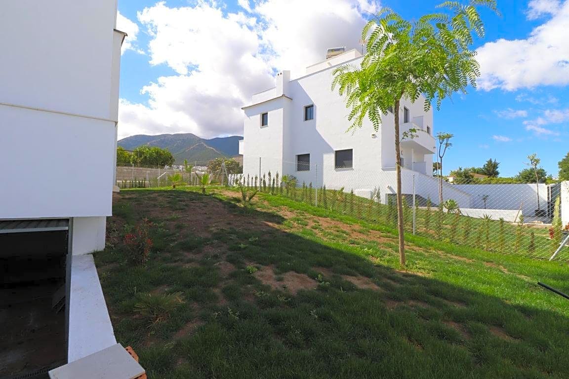 3 soveværelse Villa til leje i Alhaurin el Grande med swimmingpool - € 1.700 (Ref: 6144883)