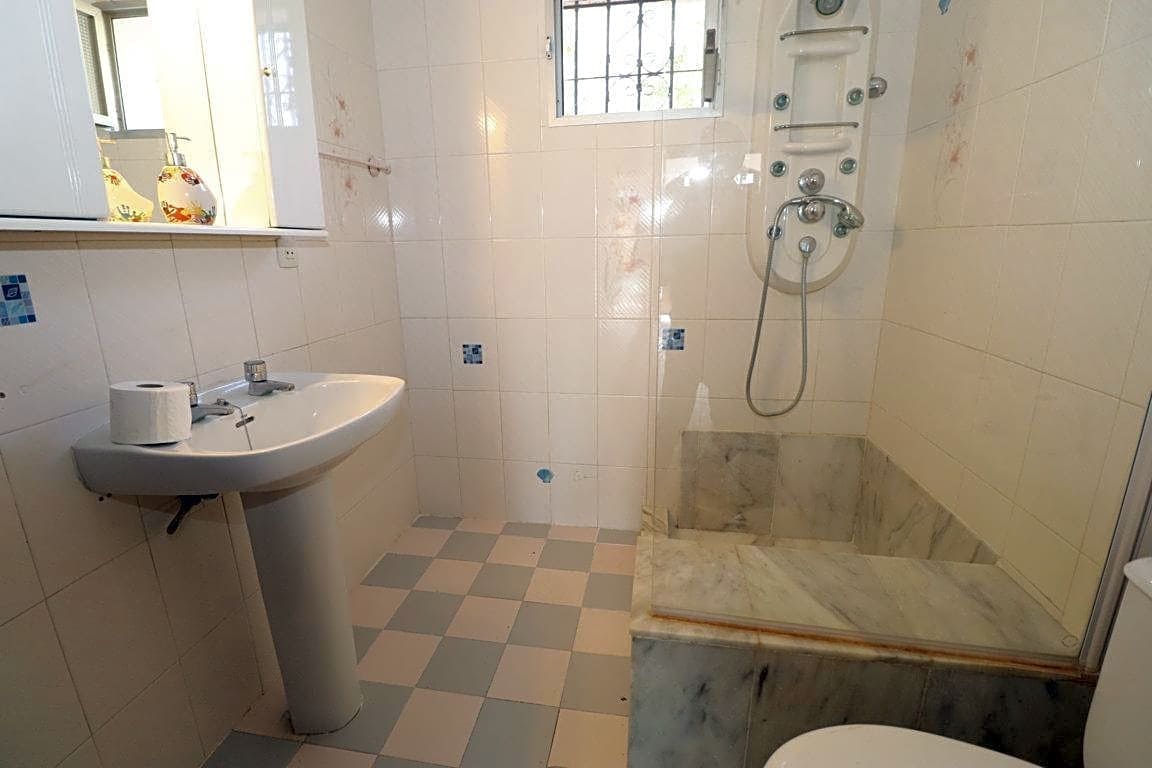 2 bedroom Villa for rent in Alhaurin el Grande with pool garage - € 1,500 (Ref: 6424240)