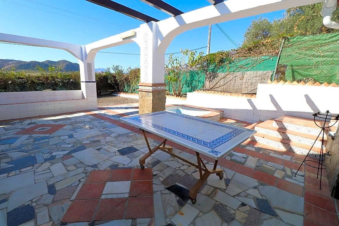 2 bedroom Villa for rent in Alhaurin el Grande with pool garage - € 1,500 (Ref: 6424240)