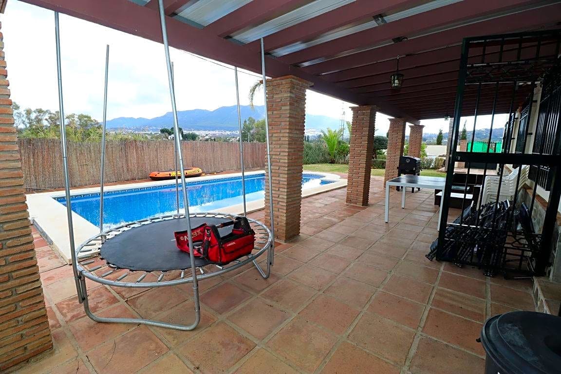 4 soveværelse Villa til leje i Alhaurin el Grande med swimmingpool - € 2.200 (Ref: 6453451)