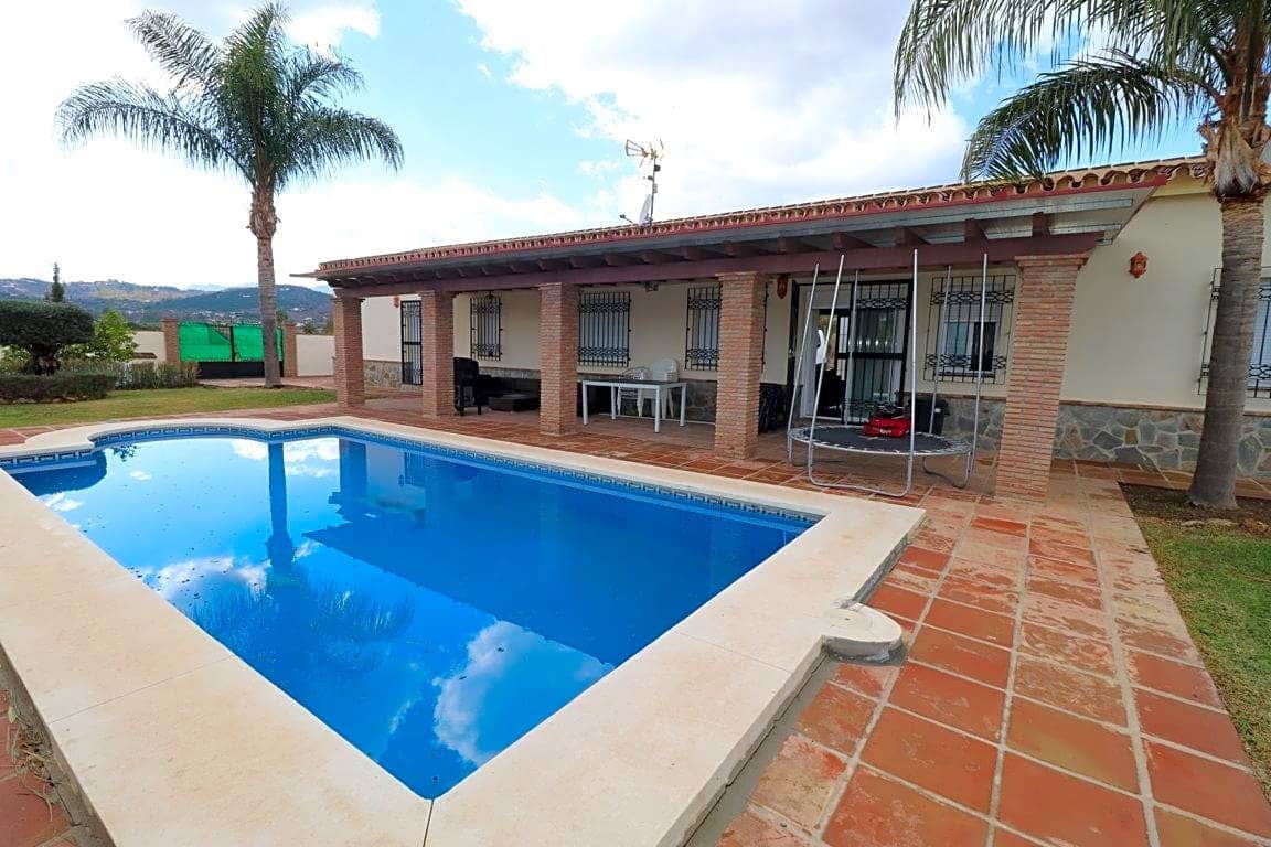 4 soveværelse Villa til leje i Alhaurin el Grande med swimmingpool - € 2.200 (Ref: 6453451)