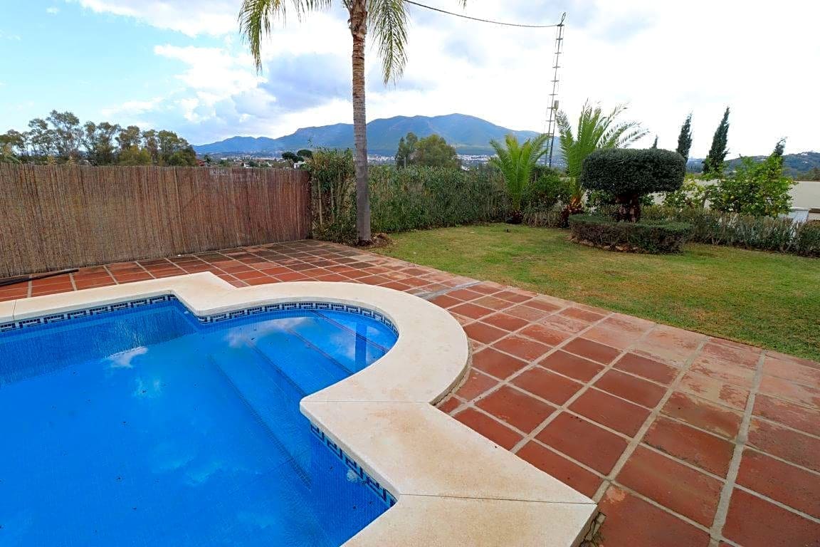 4 soveværelse Villa til leje i Alhaurin el Grande med swimmingpool - € 2.200 (Ref: 6453451)