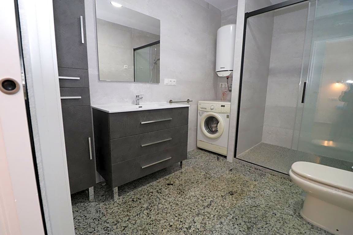 1 makuuhuone Asunto vuokrattavana paikassa Coin - 650 € (Ref: 6493009)