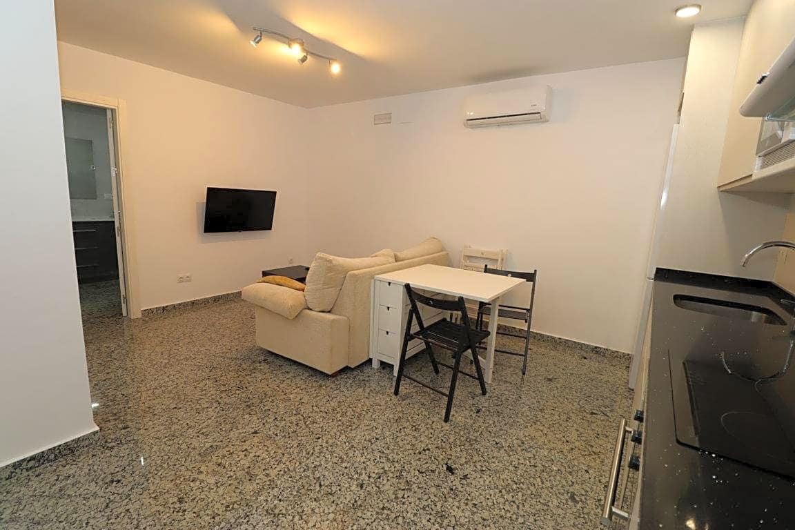 1 makuuhuone Asunto vuokrattavana paikassa Coin - 650 € (Ref: 6493009)