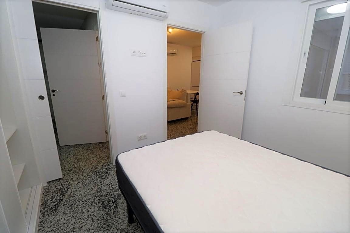 1 makuuhuone Asunto vuokrattavana paikassa Coin - 650 € (Ref: 6493009)