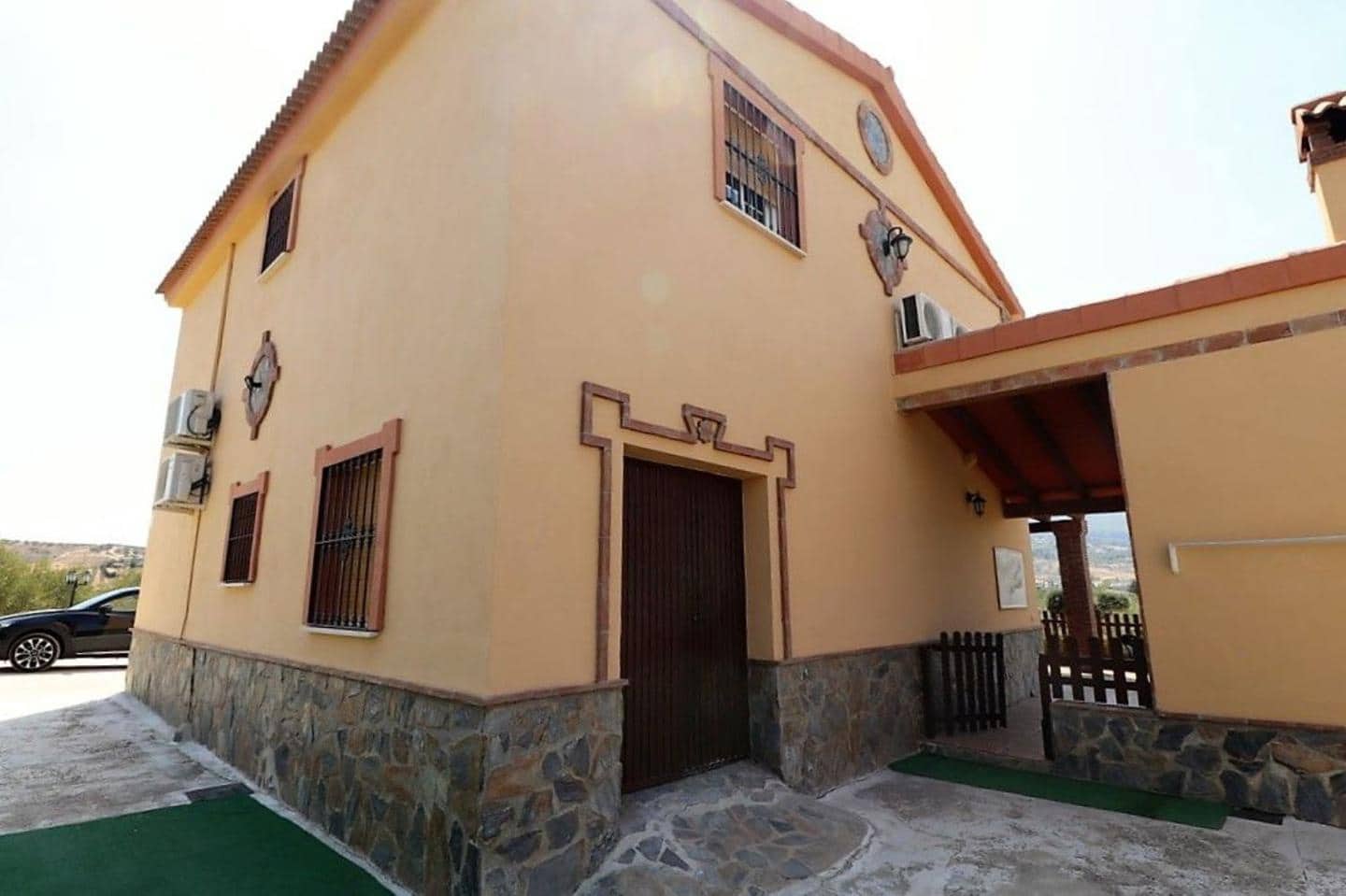 4 bedroom Villa for rent in Alhaurin el Grande with pool garage - € 1,800 (Ref: 6640060)