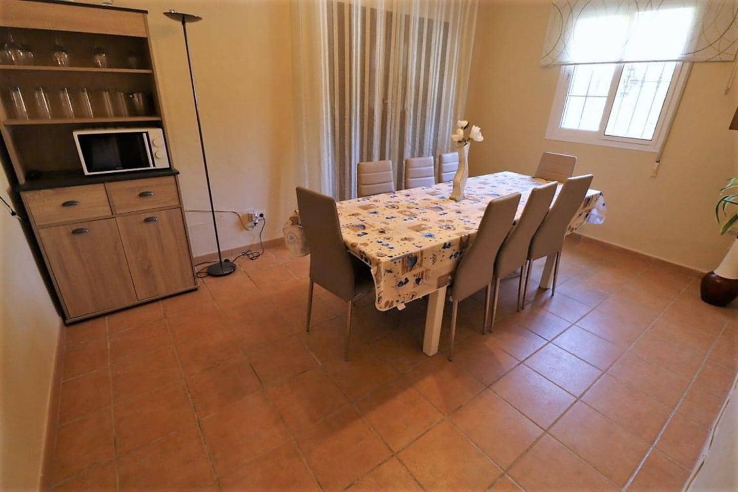 4 bedroom Villa for rent in Alhaurin el Grande with pool garage - € 1,800 (Ref: 6640060)