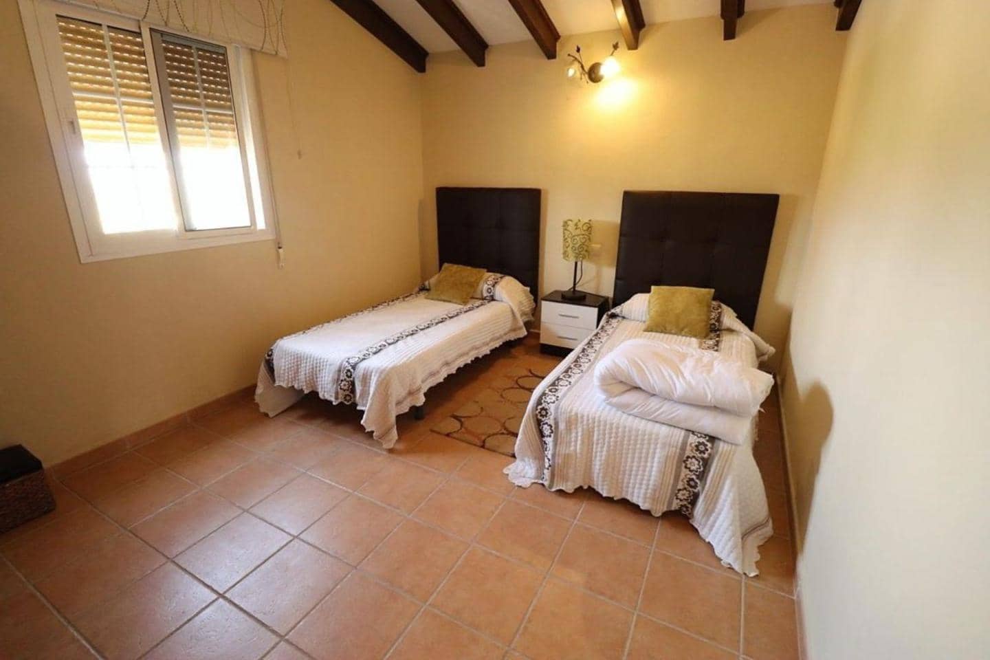 4 bedroom Villa for rent in Alhaurin el Grande with pool garage - € 1,800 (Ref: 6640060)