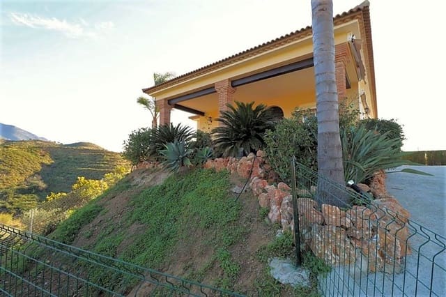 3 bedroom Villa for rent in Mijas pueblo, Mijas with pool - € 1,800 (Ref: 6694757)