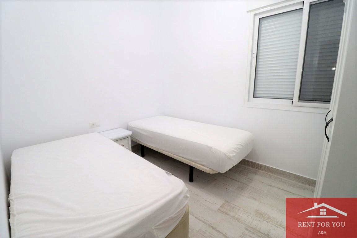 3 quarto Moradia para arrendar em Alhaurin de la Torre - 1 400 € (Ref: 6708182)