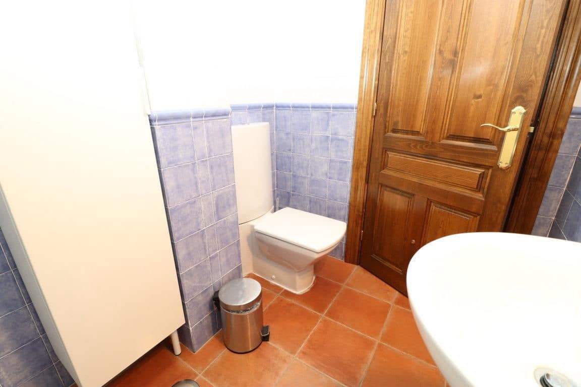 3 bedroom Villa for rent in Coin with pool garage - € 1,000 (Ref: 6709747)