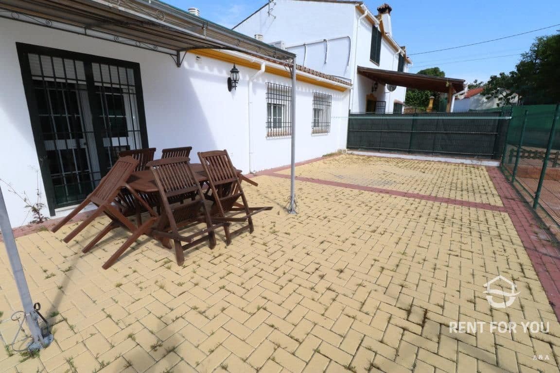 3 bedroom Villa for rent in Coin with pool garage - € 1,000 (Ref: 6709747)