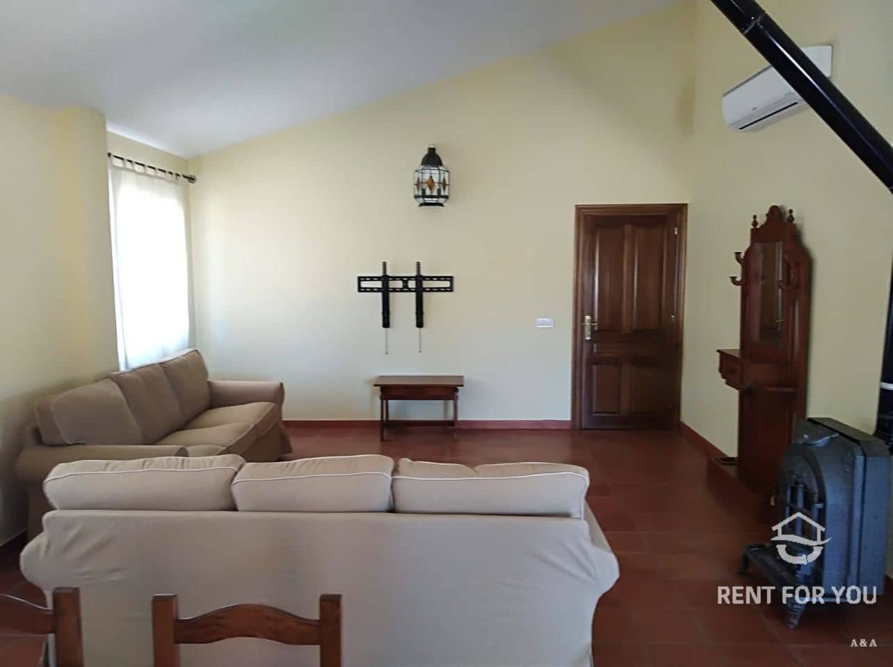 3 bedroom Villa for rent in Coin with pool garage - € 1,000 (Ref: 6709747)