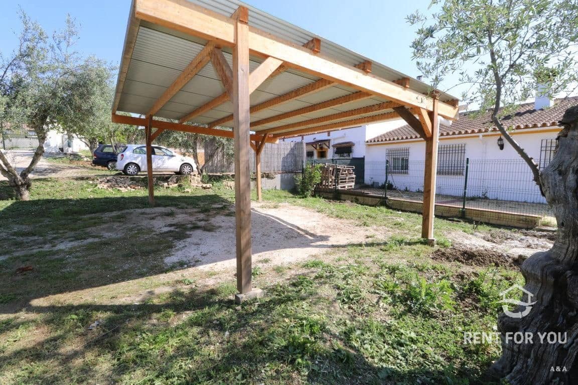 3 bedroom Villa for rent in Coin with pool garage - € 1,000 (Ref: 6709747)