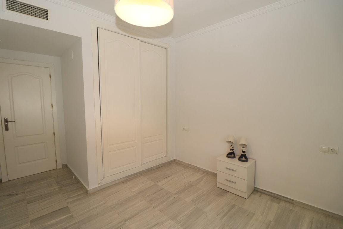 Appartement de 2 chambres à louer à Alhaurin el Grande avec piscine garage - 1 100 € (Ref: 6798473)