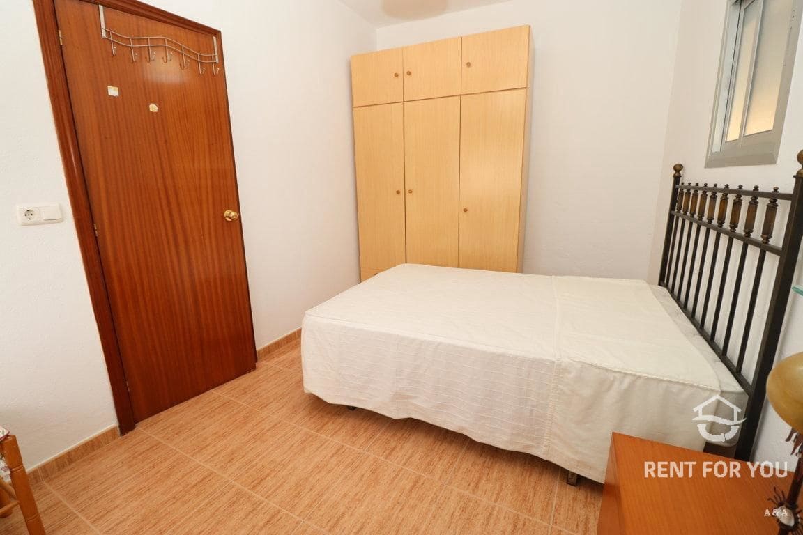 1 soveværelse Villa til leje i Alhaurin el Grande med garage - € 700 (Ref: 6861894)