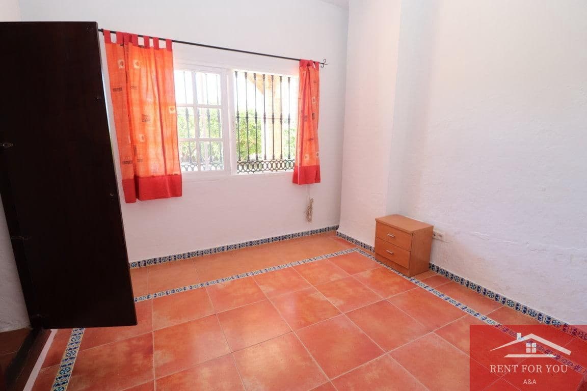 Villa/Maison de 2 chambres à louer à Alhaurin el Grande avec garage - 1 200 € (Ref: 6895691)